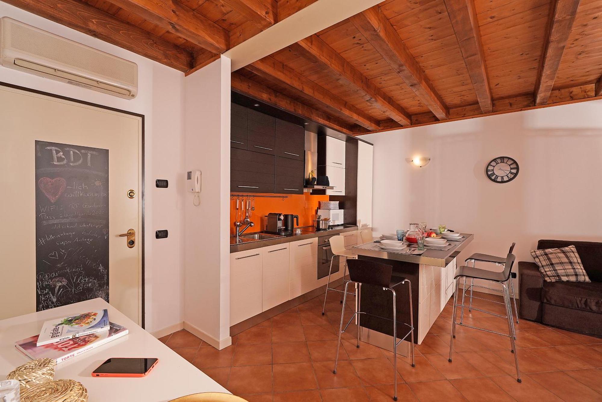 Borgo Del Torchio - Gardagate Apartment Manerba del Garda Exterior photo